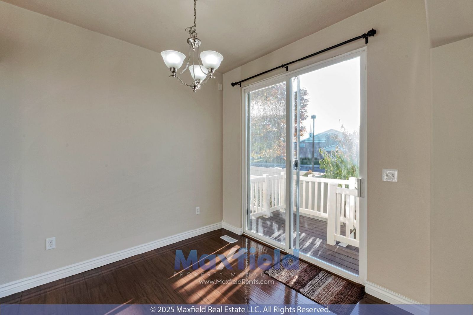 Townhouse 4BD 3.5BA NEW CARPET - east of I-15 Lehi property image