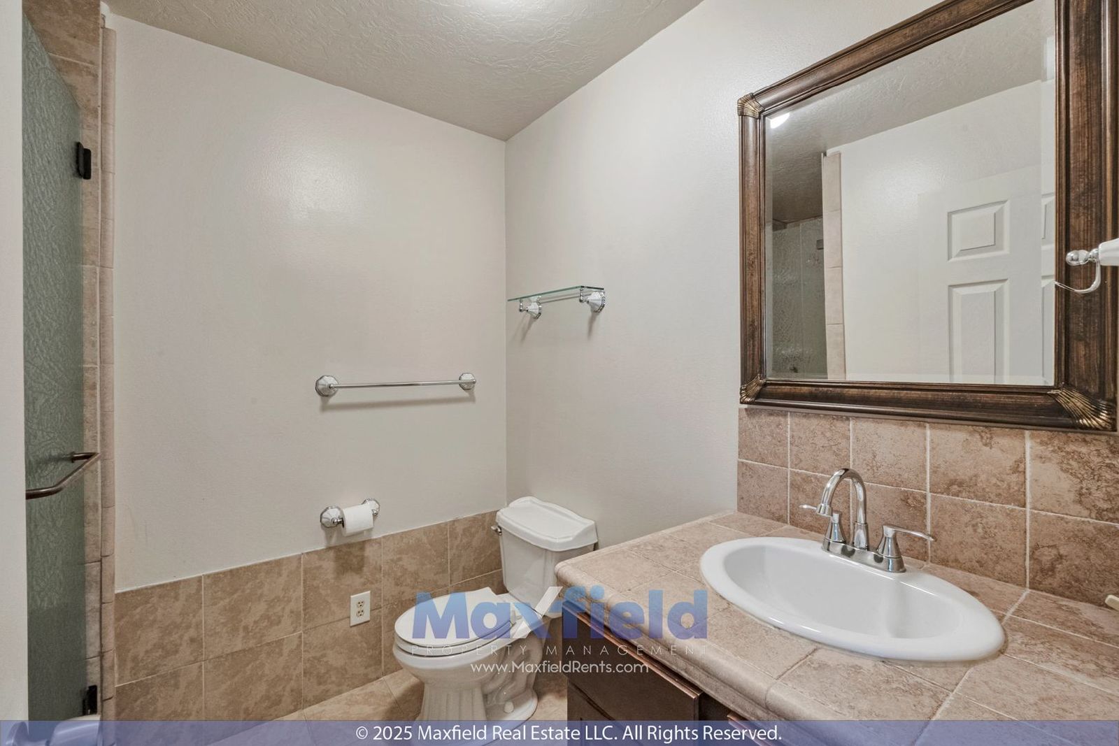 Townhouse 4BD 3.5BA NEW CARPET - east of I-15 Lehi property image
