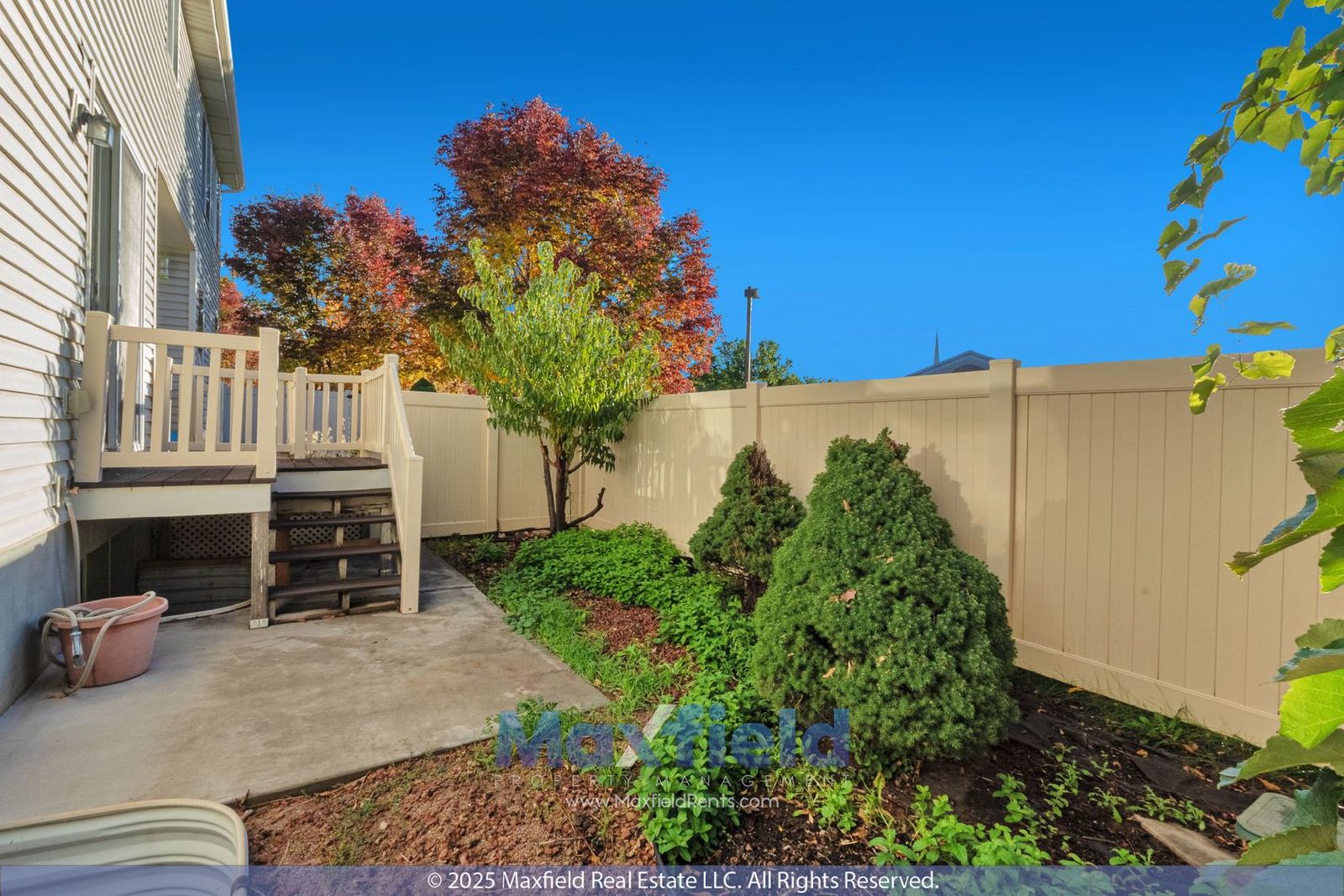 Townhouse 4BD 3.5BA NEW CARPET - east of I-15 Lehi property image