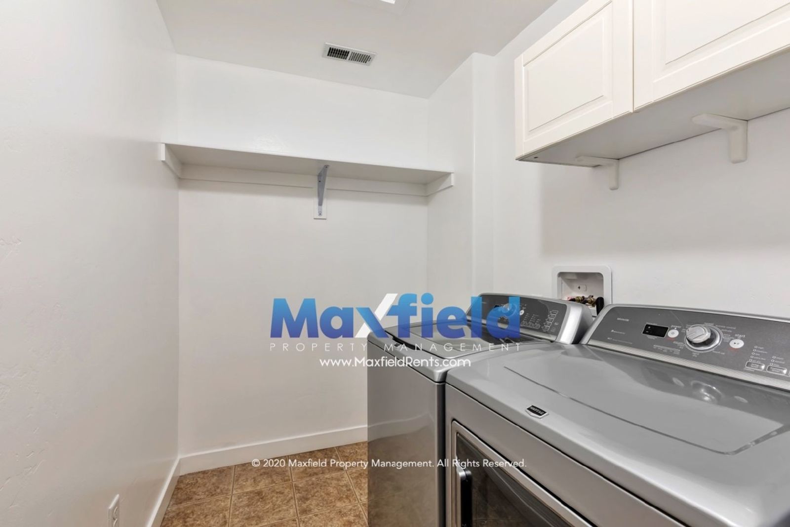 Draper Townhouse - 4 BD 3.5 BA 2 GA property image