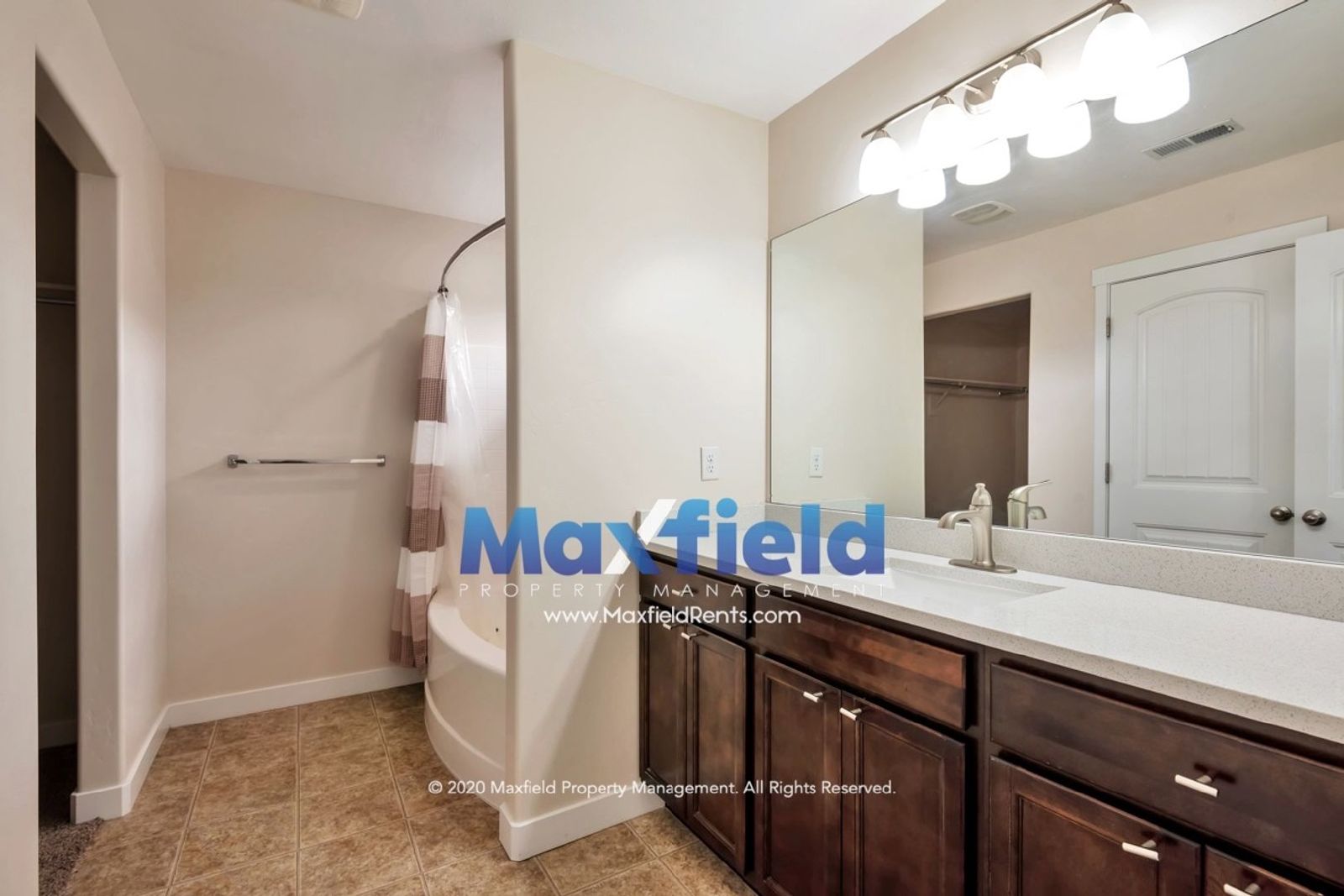 Draper Townhouse - 4 BD 3.5 BA 2 GA property image