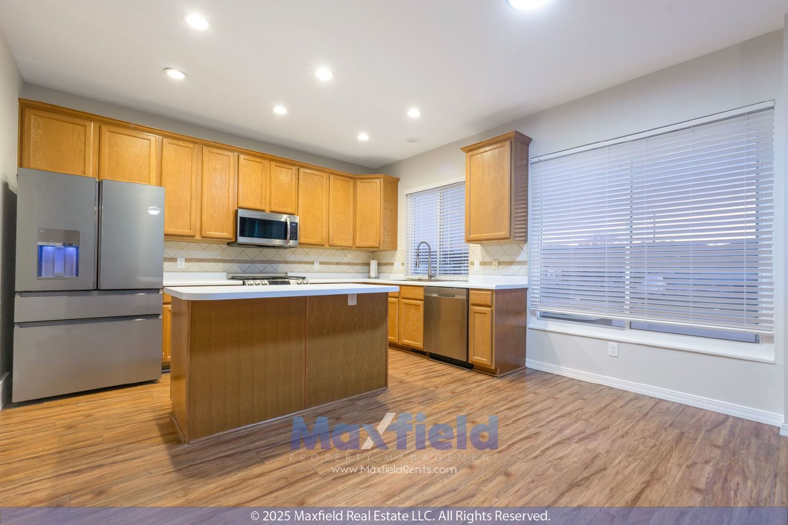 Beautiful 6BD, 3.5BTH, 3GAR Home in Cranberry Hills property image