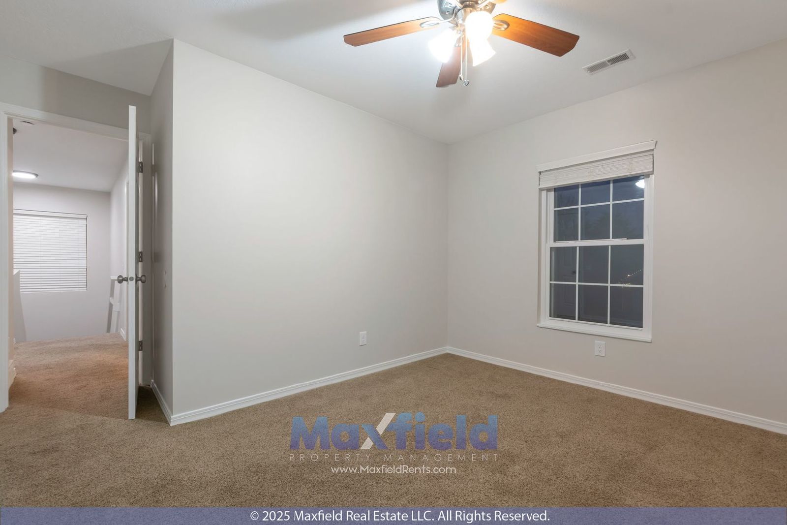 Beautiful 6BD, 3.5BTH, 3GAR Home in Cranberry Hills property image