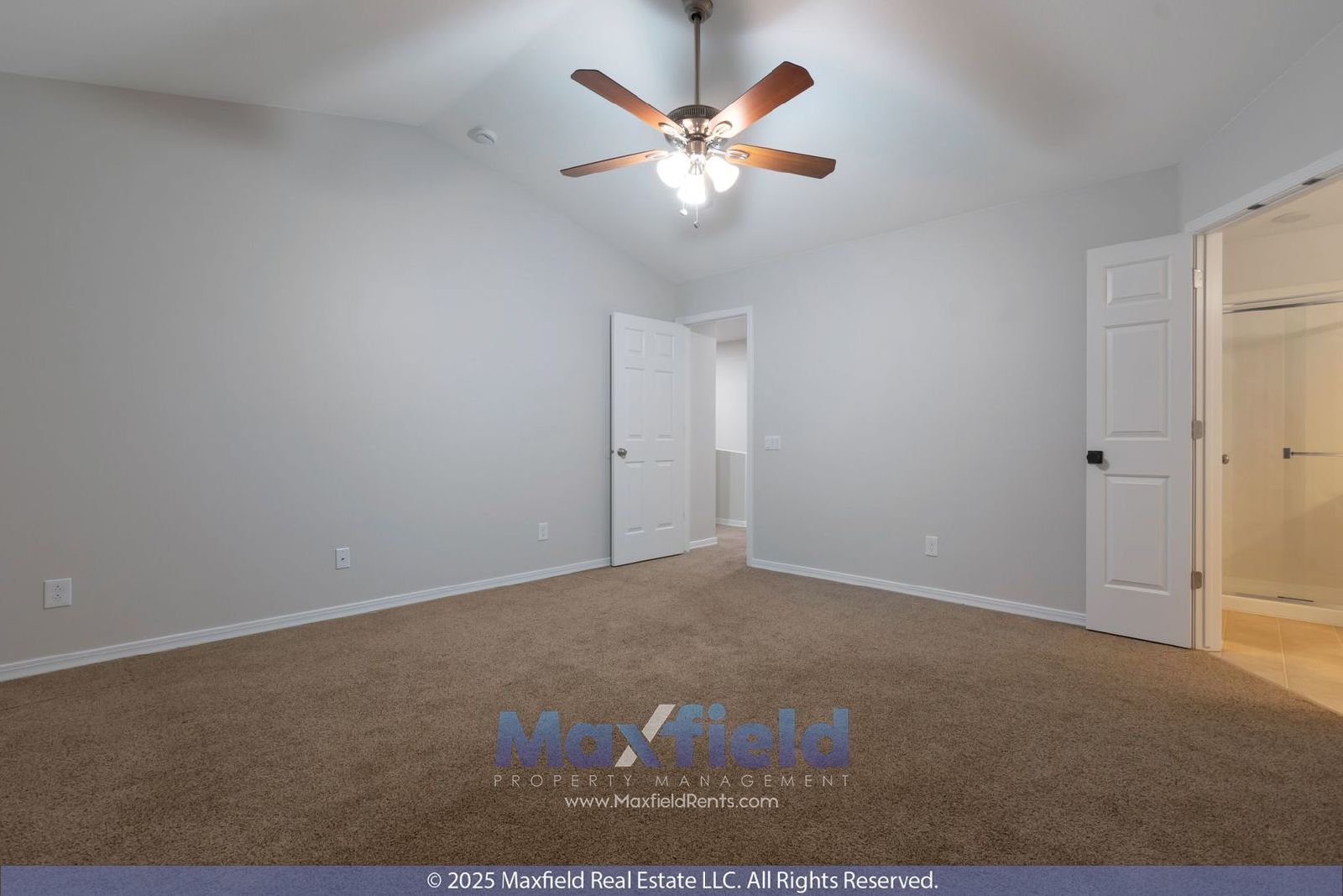 Beautiful 6BD, 3.5BTH, 3GAR Home in Cranberry Hills property image