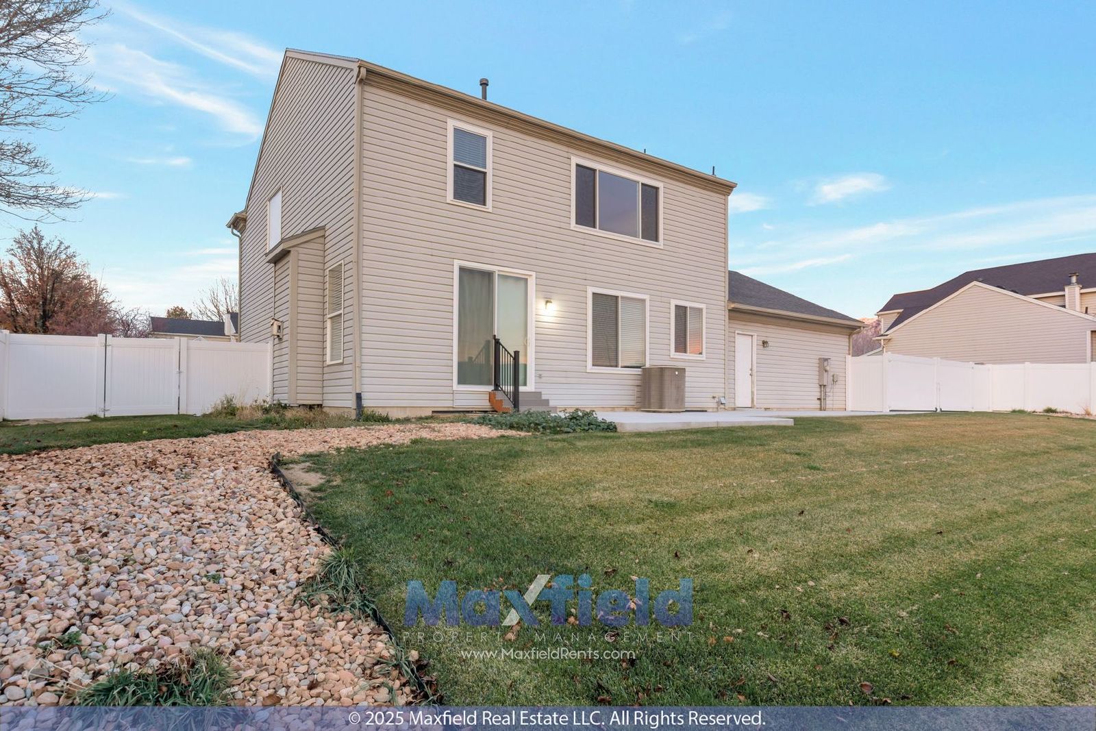 Beautiful 6BD, 3.5BTH, 3GAR Home in Cranberry Hills property image