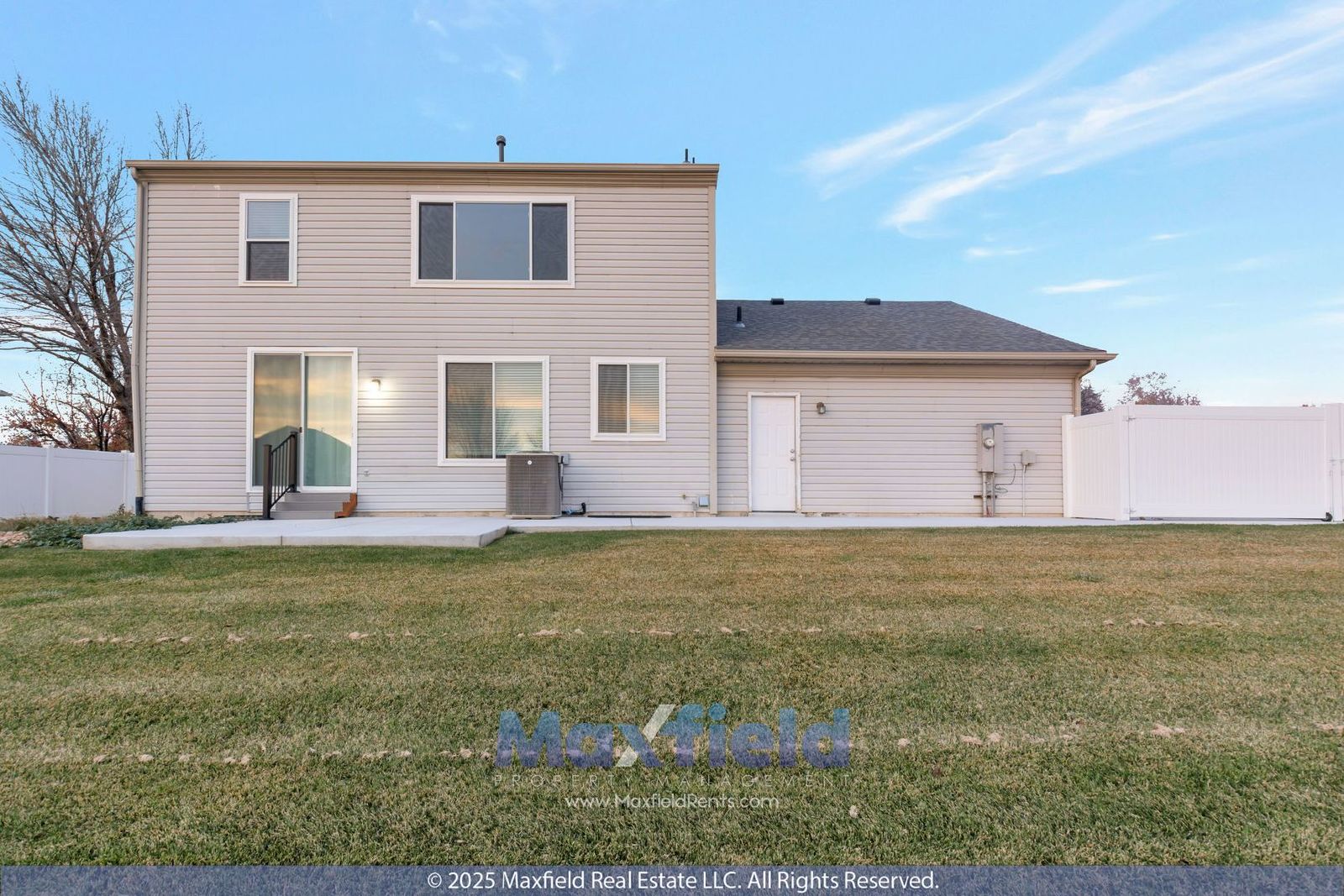 Beautiful 6BD, 3.5BTH, 3GAR Home in Cranberry Hills property image