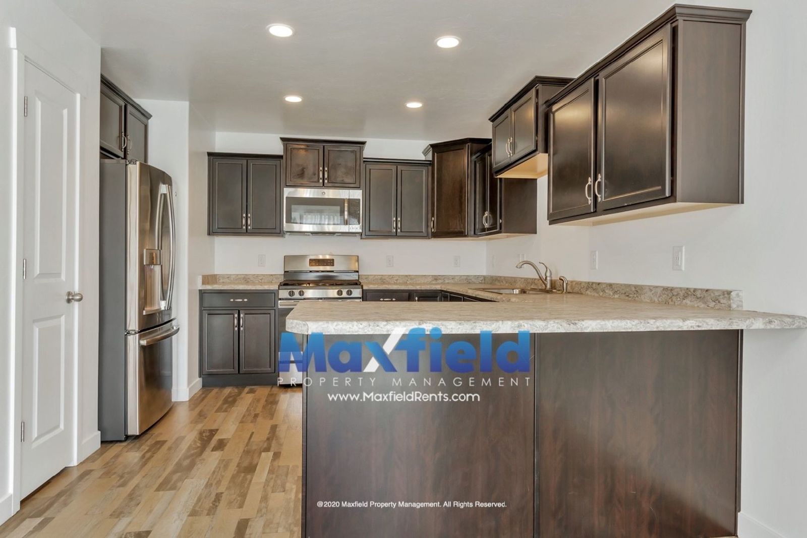 Townhouse Draper - 3 BD 2.5 BA 2 GA - 2250 Square Feet - New Carpet property image