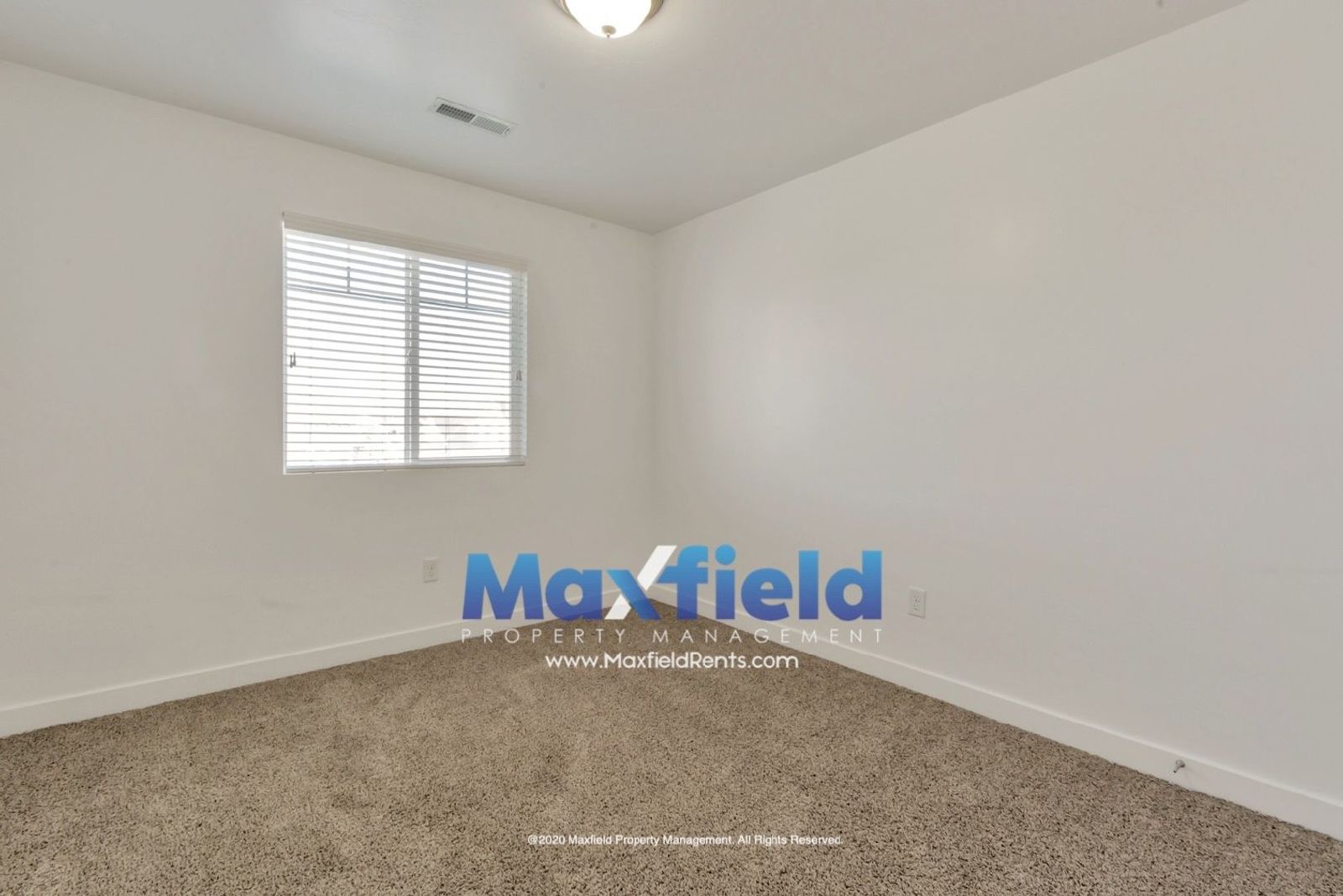 Townhouse Draper - 3 BD 2.5 BA 2 GA - 2250 Square Feet - New Carpet property image