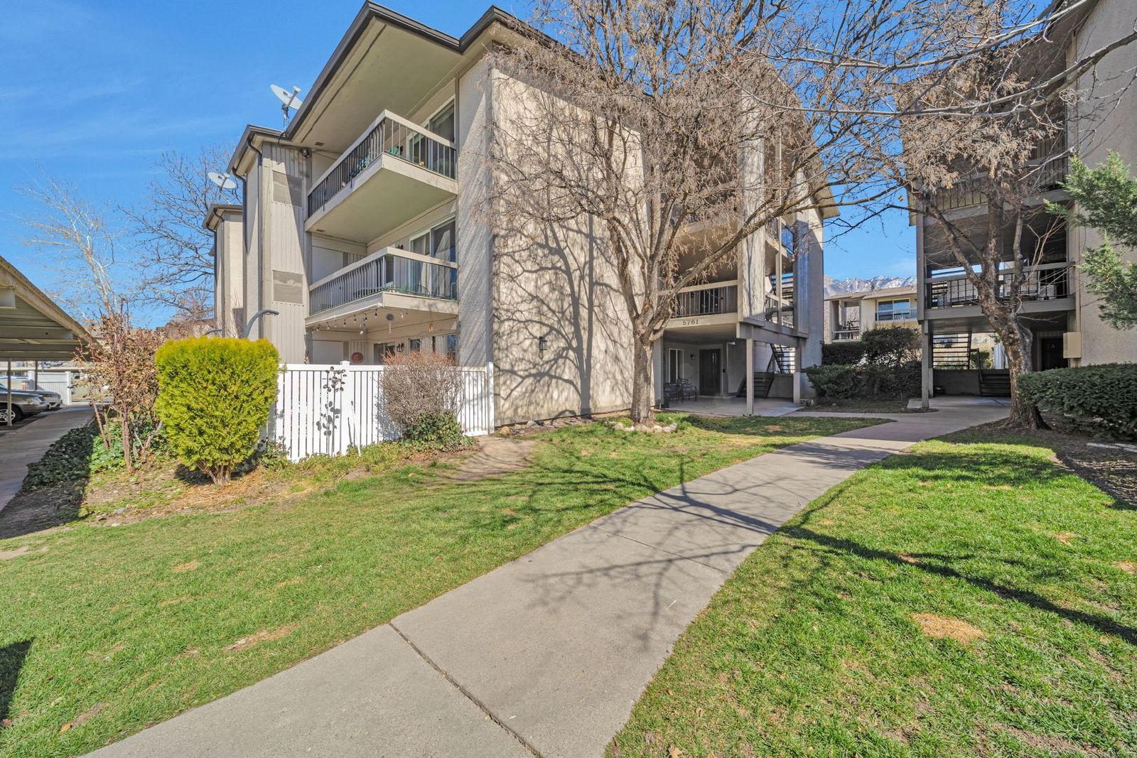 Ground Level 2 Bedroom 2 Bathroom Condo- Gated Murray Community property image