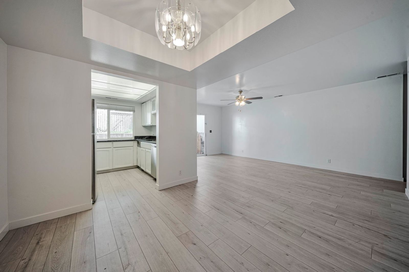 Ground Level 2 Bedroom 2 Bathroom Condo- Gated Murray Community property image