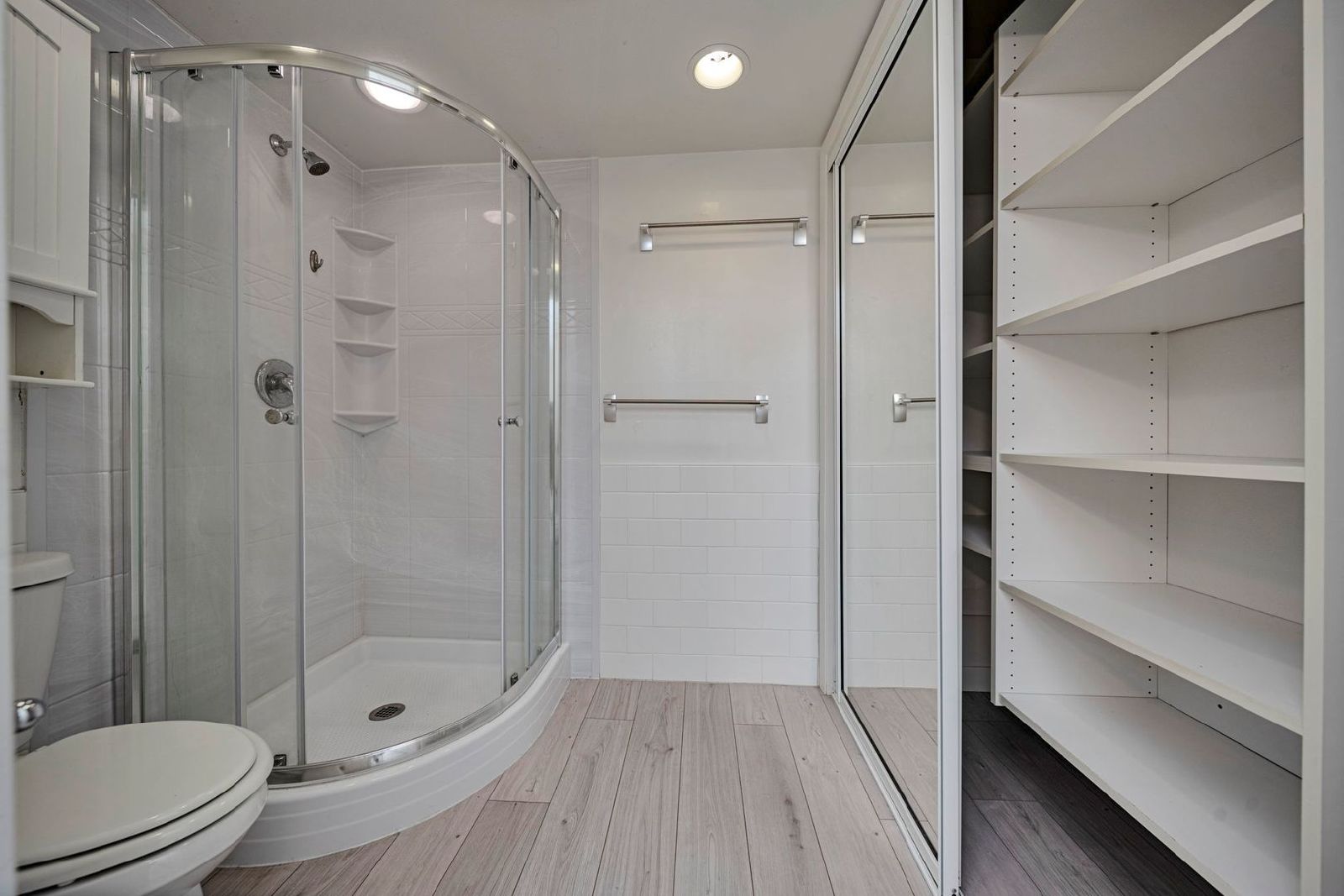 Ground Level 2 Bedroom 2 Bathroom Condo- Gated Murray Community property image