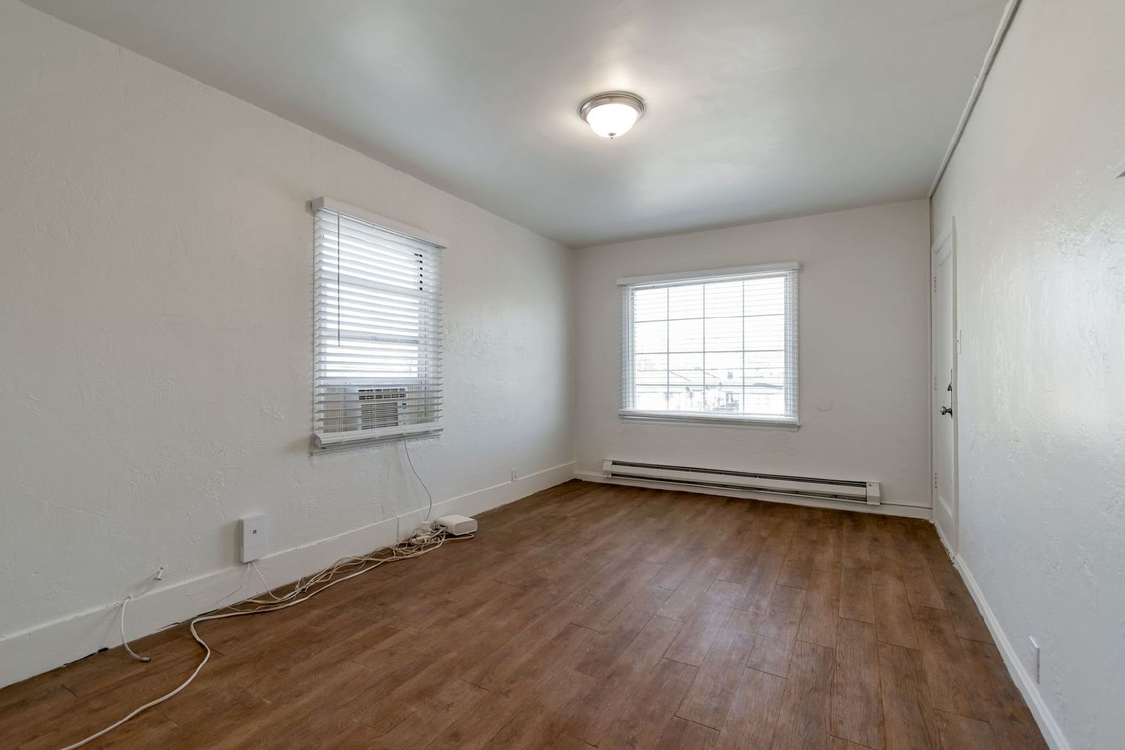 Top-Floor 1-Bed 1 Bath - Downtown Living  – FREE On-Site Laundry property image